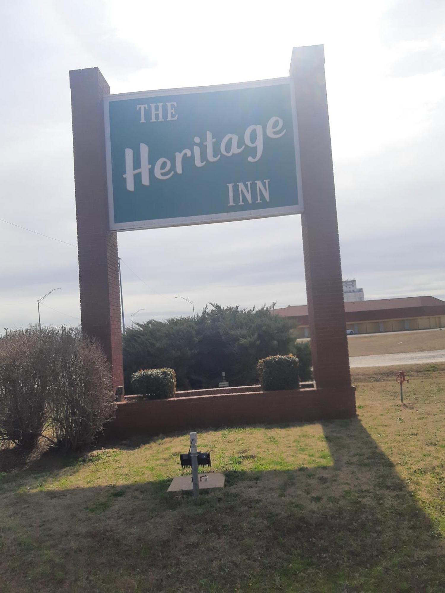 Heritage Inn Fairview Bagian luar foto