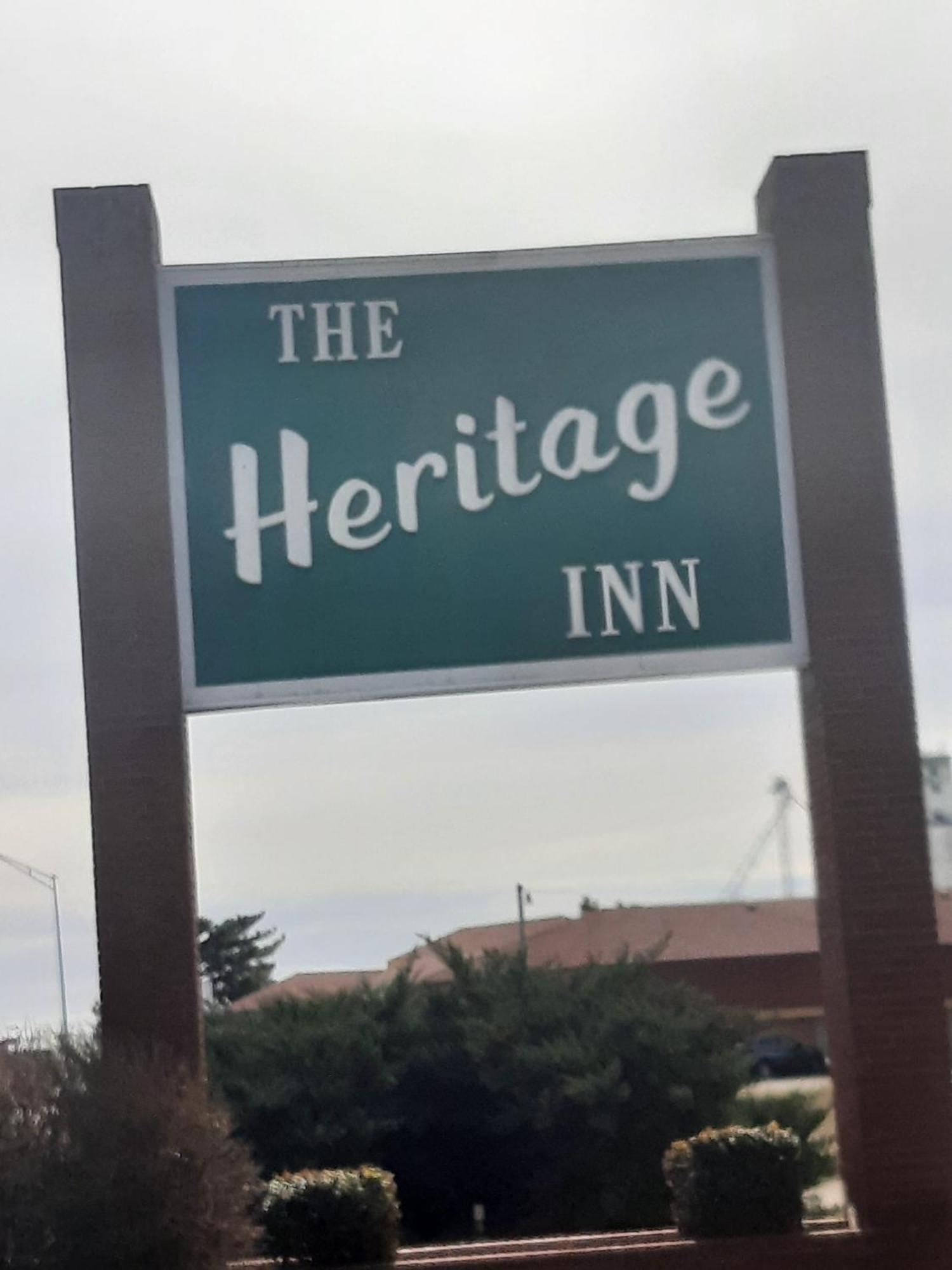 Heritage Inn Fairview Bagian luar foto