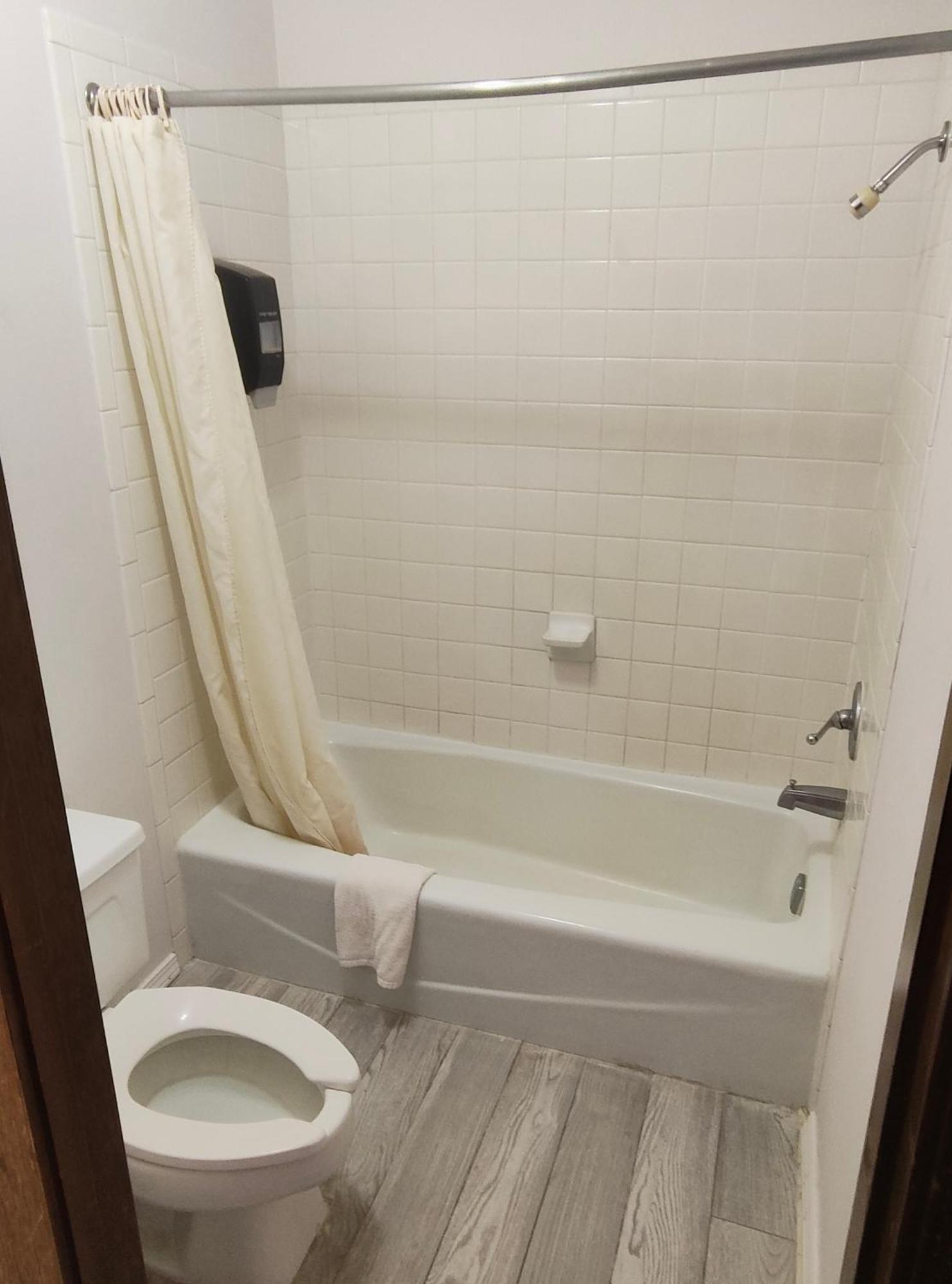 Heritage Inn Fairview Bagian luar foto